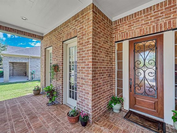 4th image of 25703 Jordan Terrace Ln