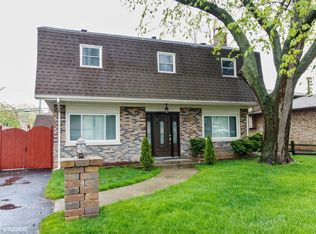 9343 S 80th Ct, Hickory Hills, IL 60457