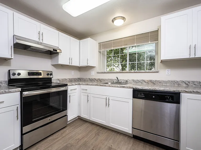 2x1 - 970 Sq Ft 2x1 - 970 Sq Ft