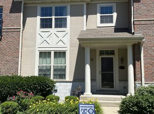 2488 Waterbury Ln #2488, Buffalo Grove, IL 60089