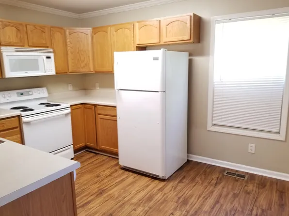 10831 Woody Dr, Knoxville, TN 37934