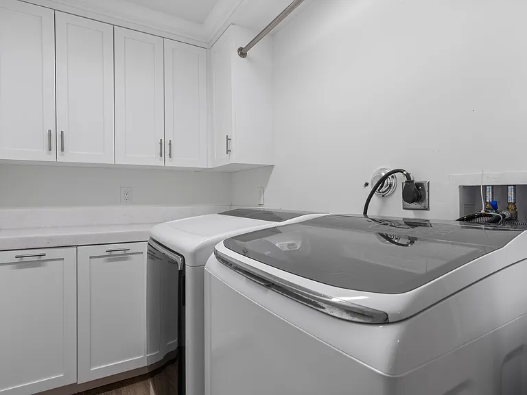 6204 Celadon Cir — Photo 34