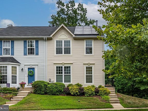 3rd image of 2611 Cedar Elm Dr