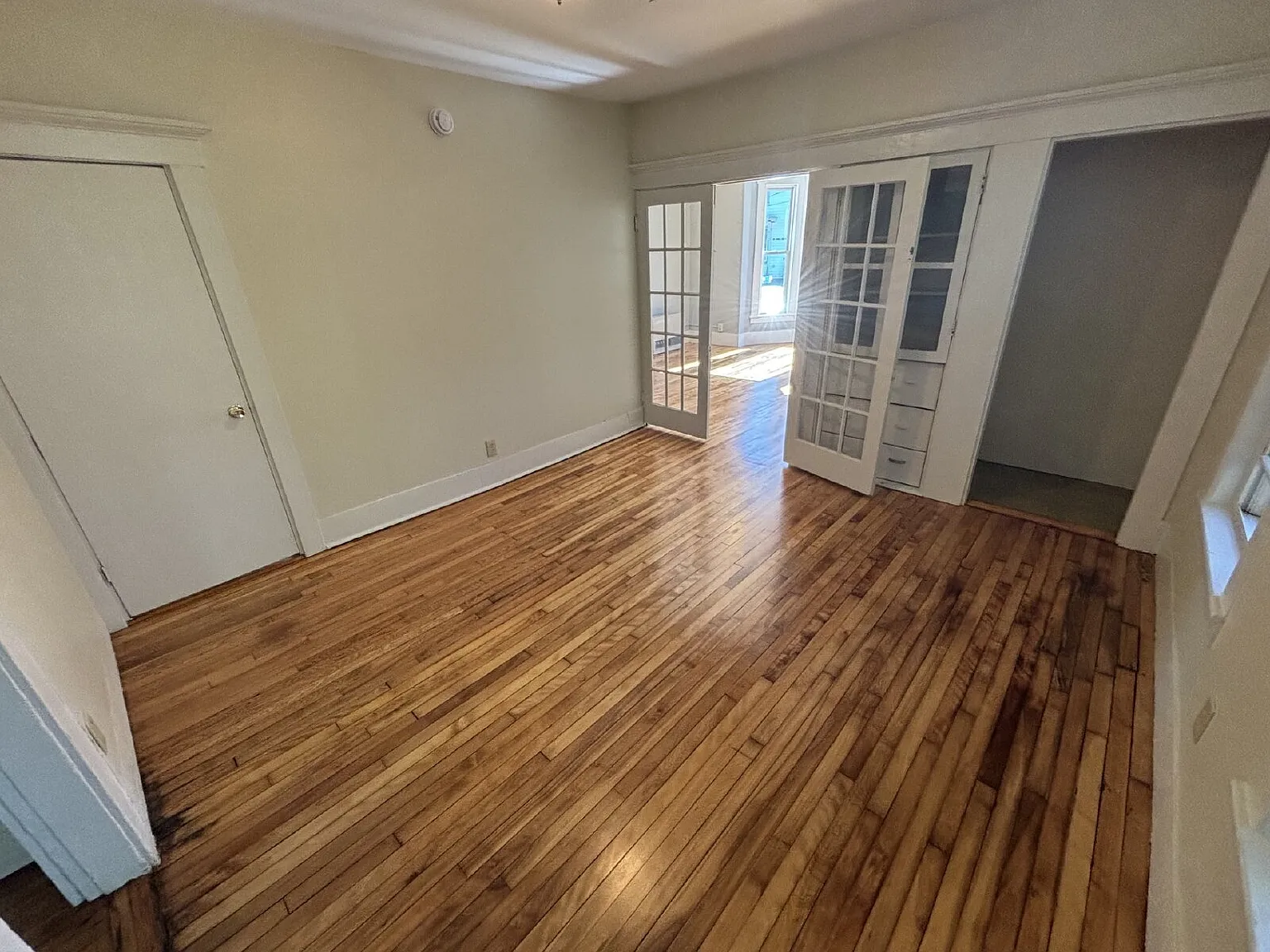 4 bed, 2.0 bath, $2,150 — Photo 2