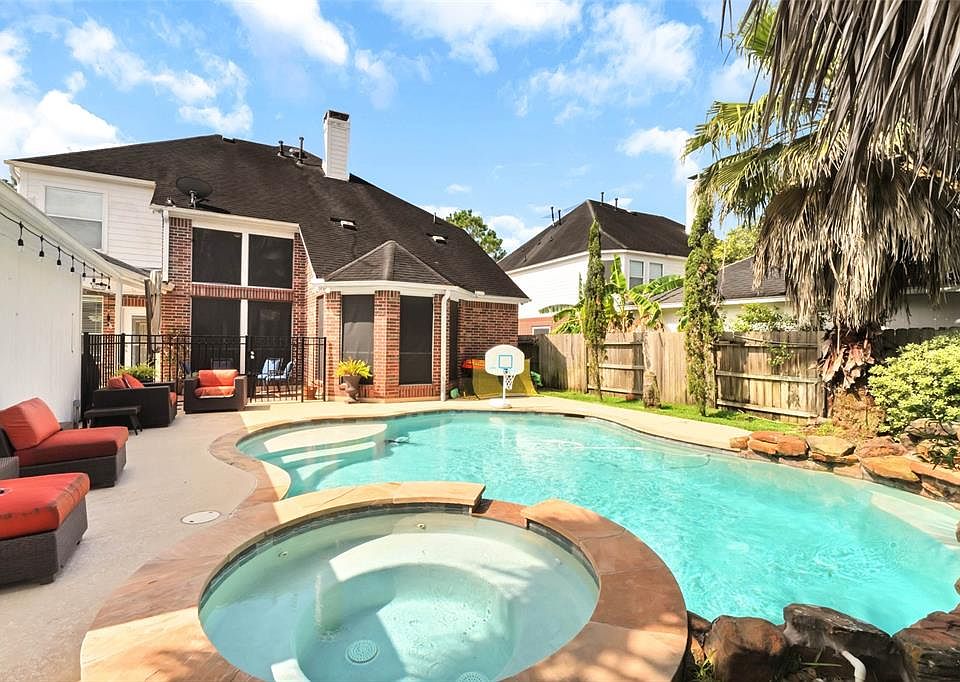 1st image of 3007 Fallscreek Ct