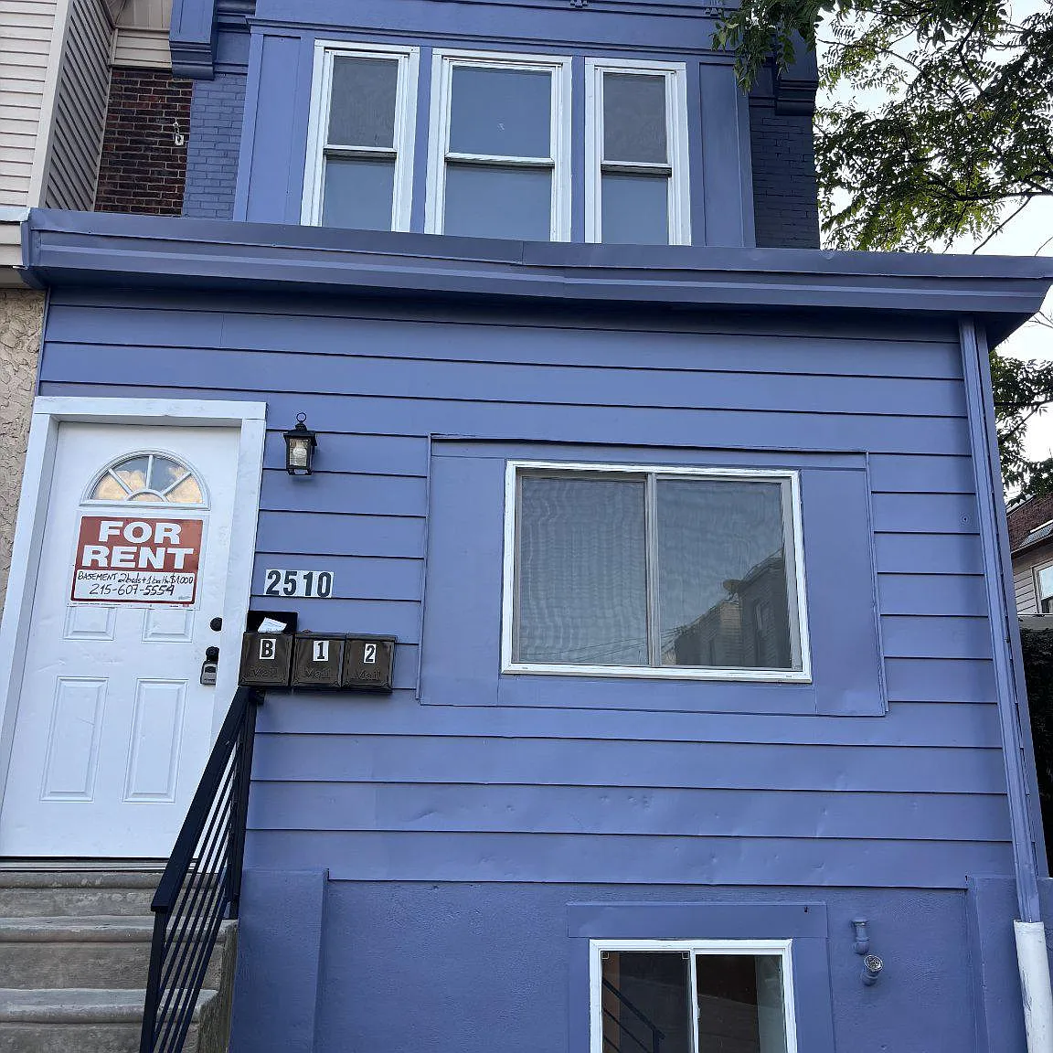 2 bed, 1.0 bath, 1008 sqft, $1,200 — Photo 1