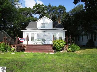 1597 Douglas Dr, Tawas City, MI 48763