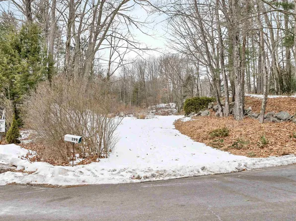 299 Main Street, Danville, NH 03819
