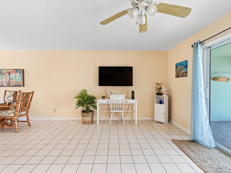 249 Center St #2C — Photo 12