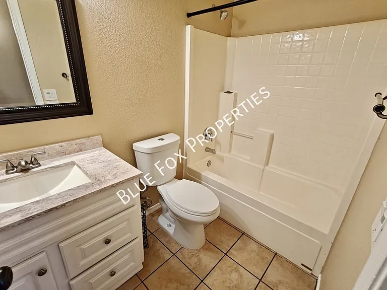 3754 E White River Dr — Photo 30