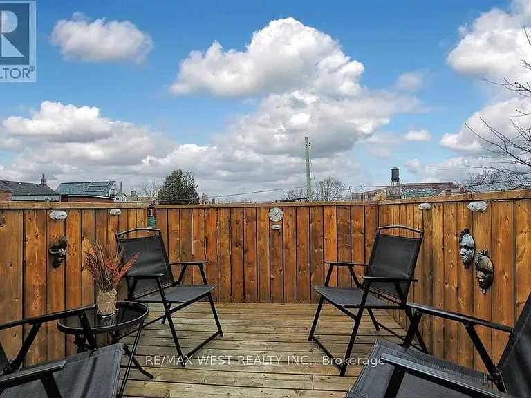 267 Lappin Ave #3 — Photo 5