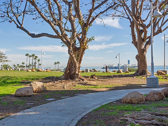 5th image of 1901 E Ocean Blvd Unit 108