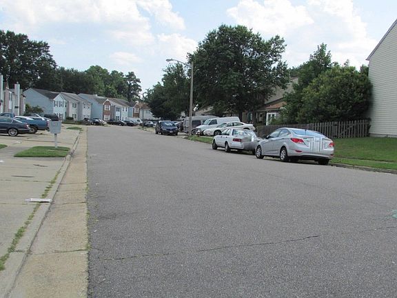 4th image of 742 Glenshire Dr