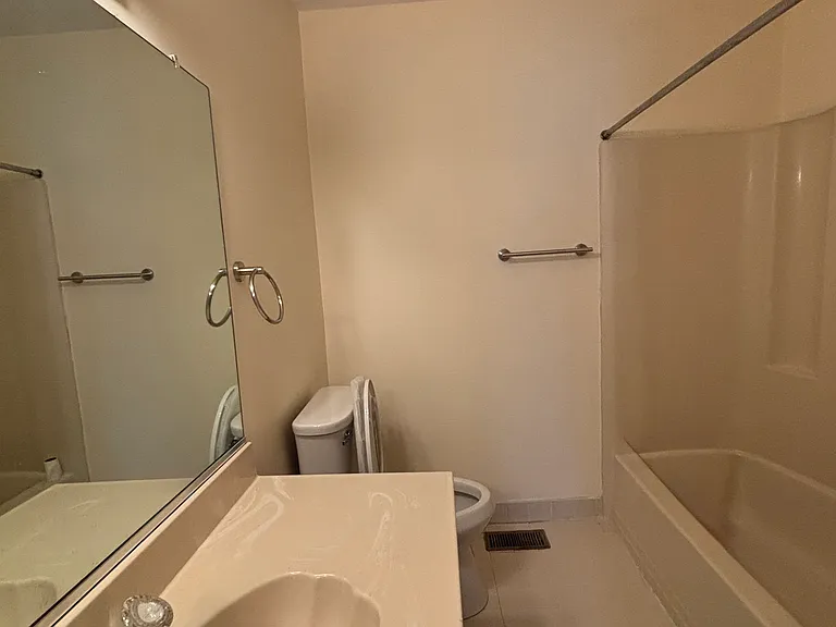 5120 Radnor Ct — Photo 13