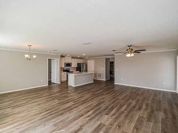 4th image of 2231 Pebble Point Dr