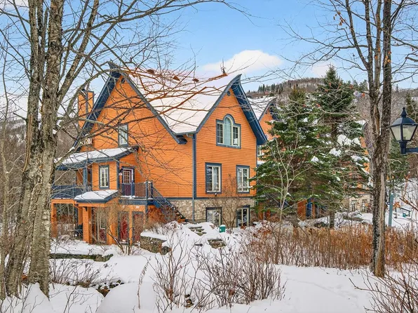 122 Chemin Des Quatre Sommets #1, Mont Tremblant, QC J8E 1C6