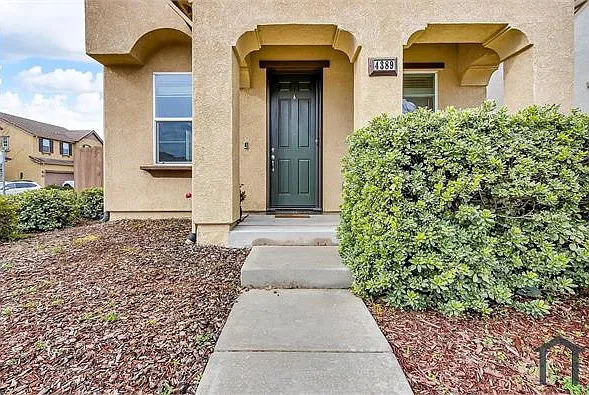 4389 Natomas Central Dr — Photo 3