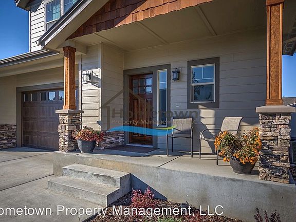 3rd image of 6685 N Idlewood Dr