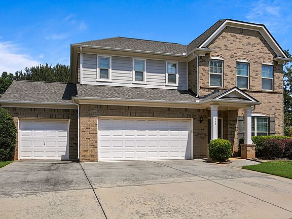 2nd image of 248 Vinca Cir