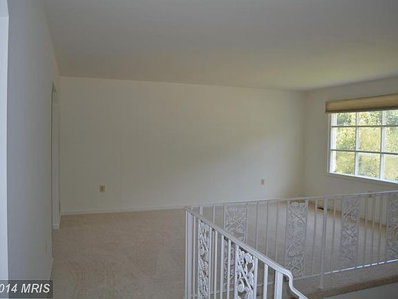 Living room with baywindow