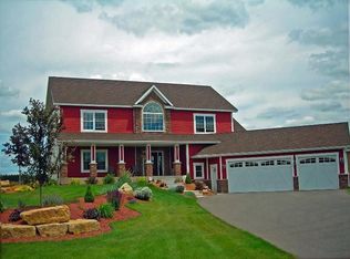 809 Germain Ln, Hudson, WI 54016