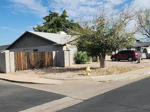 3rd image of 860 W Kiva Ave