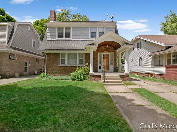 2035 Francis Ave SE, Grand Rapids, MI 49507