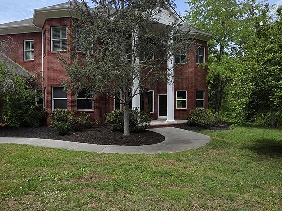 3rd image of 3728 Windstream Dr