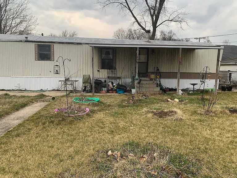 614 Mead Dr — Photo 4