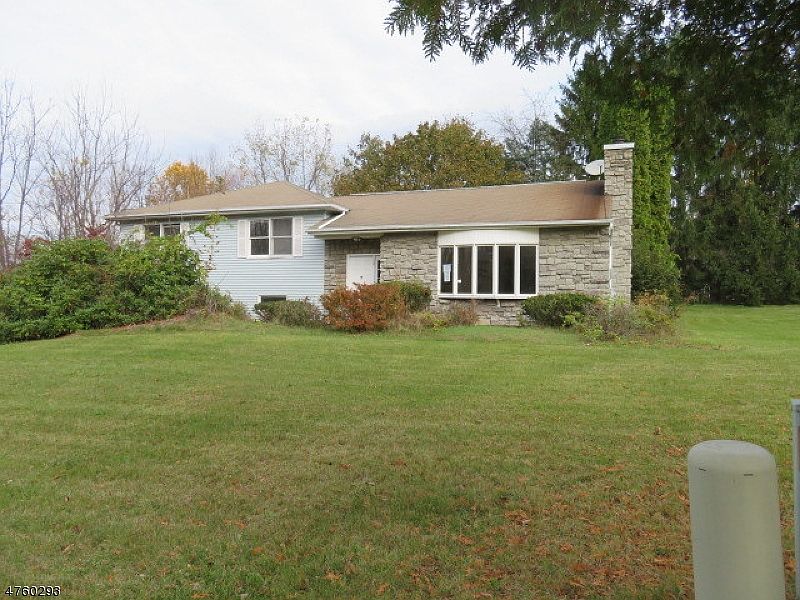 1st image of 12 Malibu Dr