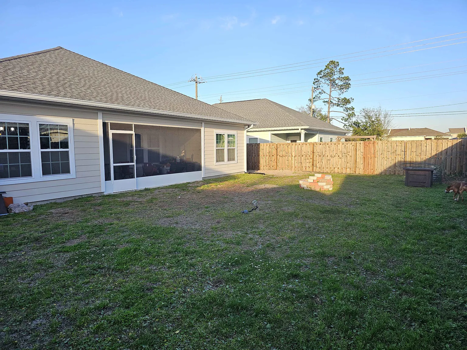 4 bed, 1700 sqft, $2,350 — Photo 2