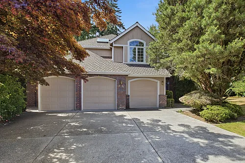 16323 NE 50th Way Photo 1 16323 NE 50th Way Photo 1