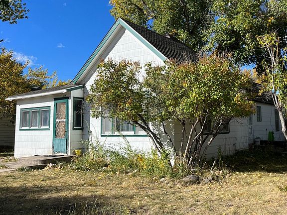 3rd image of 214 N 2nd St