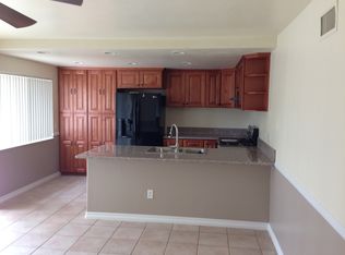 949 Paula St, Escondido, CA 92027