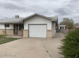 302 Taos Ave, Farmington, NM 87401