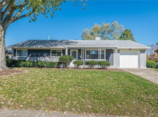 1029 Greenridge Dr, Kettering, OH 45429