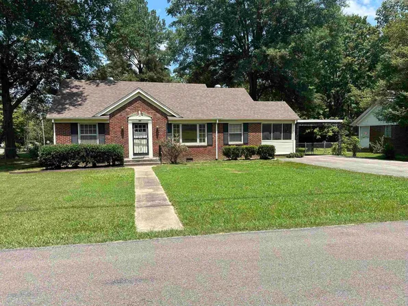 210 Church St, Somerville, TN 38068