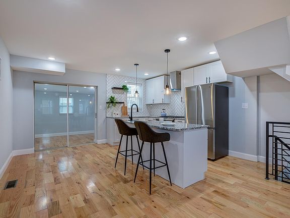 5th image of 6533 Buist Ave