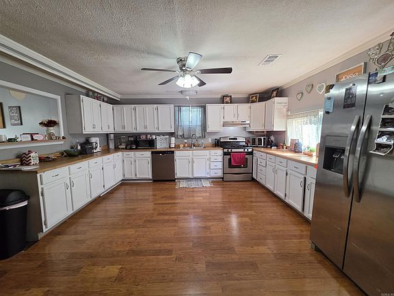 2nd image of 1403 McGehee St