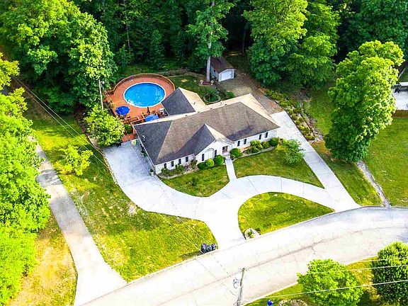 4th image of 947 E Brentwood Dr