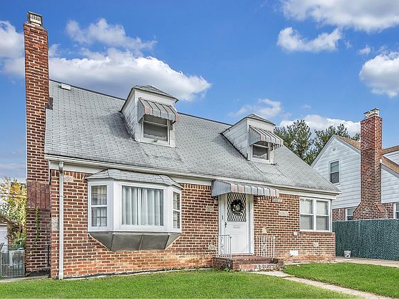 2nd image of 4811 201st St