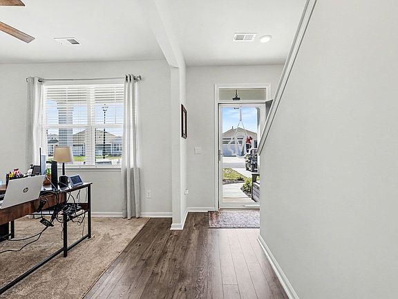 4th image of 3031 Fair Ridge Way