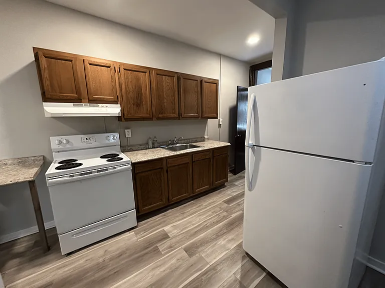 1324 W Main St #2 — Photo 2