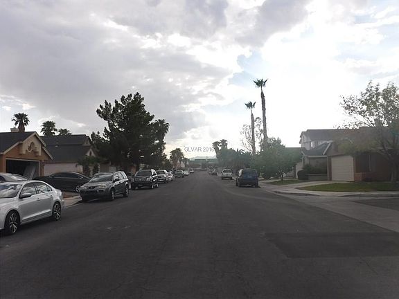2nd image of 2213 Goldhill Way
