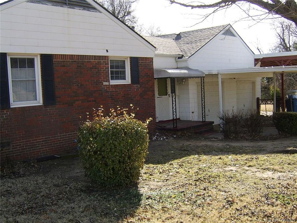 2nd image of 6102 E 4th Pl S