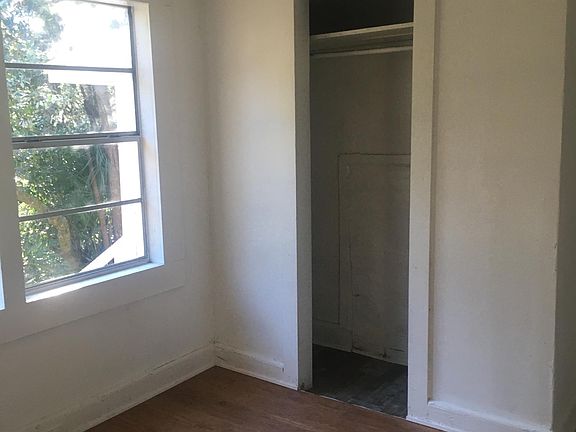 2nd image of 717 Dover St Unit 1