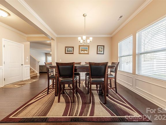 4th image of 3613 Martele Dr