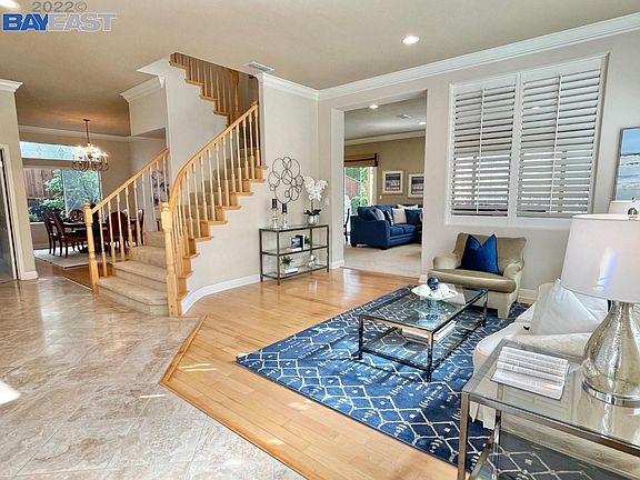 5th image of 25519 Crestfield Dr