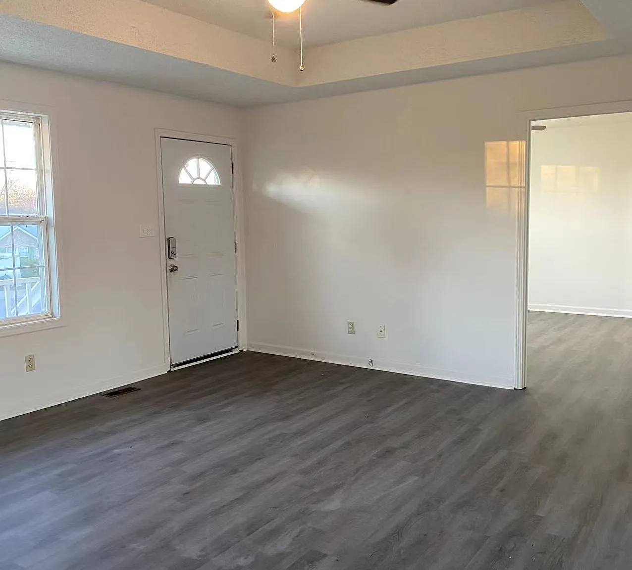 3 bed, 1430 sqft, $1,600 — Photo 2