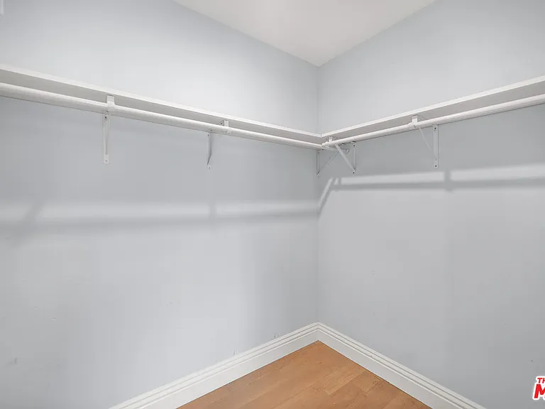 2939 W Leeward Ave #407 — Photo 26